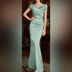 Elegant Sheath/Column Off Shoulder Eucalyptus MOB/MOG gown